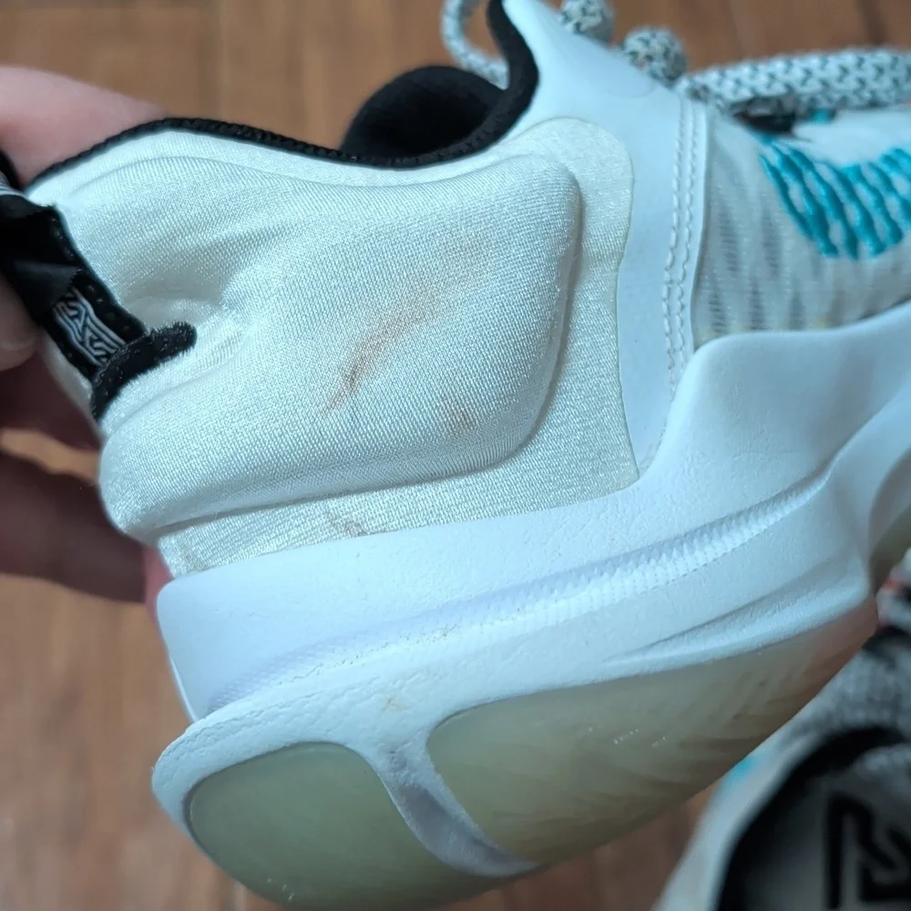 Nike Giannis Immortality Force Field Kids White, Pink  Black Sneakers